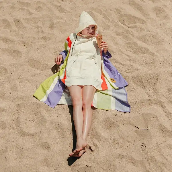 Big Blanket Factory Sale: Big Beachy™ Poncho — Outdoor sand-resistant