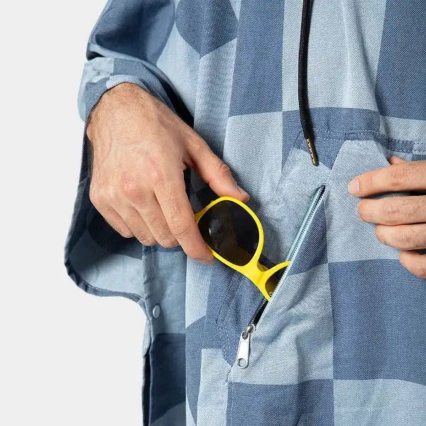 Big Blanket Factory Sale: Big Beachy™ Poncho — Outdoor sand-resistant
