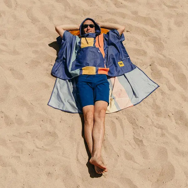 Big Blanket Factory Sale: Big Beachy™ Poncho — Outdoor sand-resistant