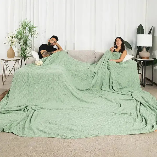 Big Blanket Factory Sale: Classic Knitted™ Blanket — Chunky knit