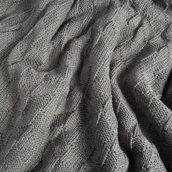Big Blanket Factory Sale: Classic Knitted™ Blanket — Chunky knit