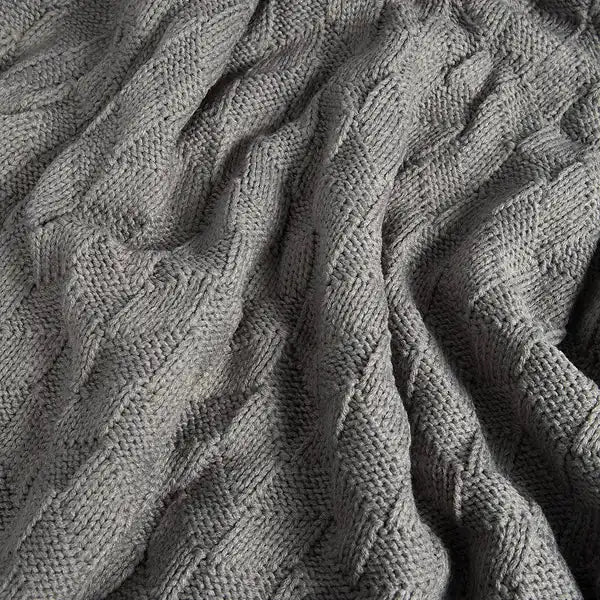 Big Blanket Factory Sale: Classic Knitted™ Blanket — Chunky knit