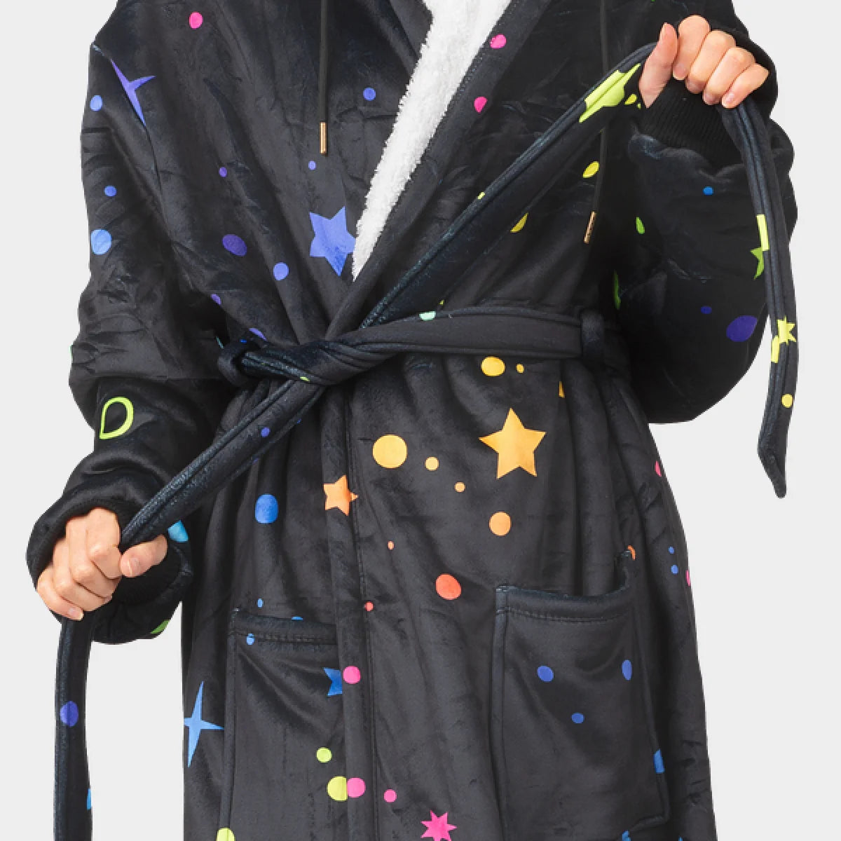 Close-up of the Electric Sky Hideout Robe™ tie belt, patch pockets and sherpa-lined lapel