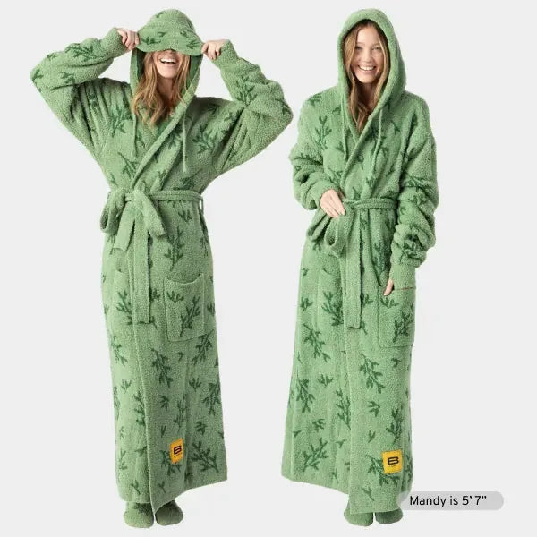 Big Blanket Premier Plush™ Robe in Garden Sprigs