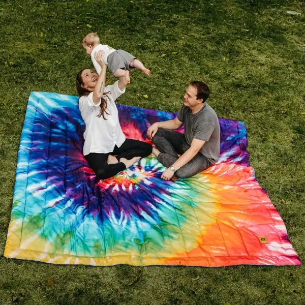 Big Blanket XL Outdoorsy™ Blanket — Bright Tie Dye