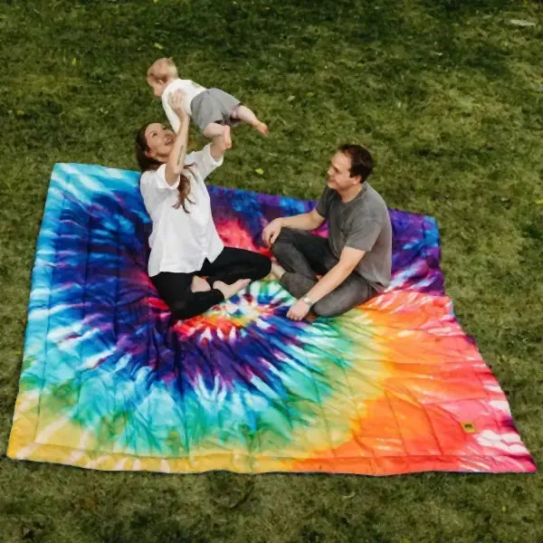 Big Blanket XL Outdoorsy™ Blanket — Bright Tie Dye