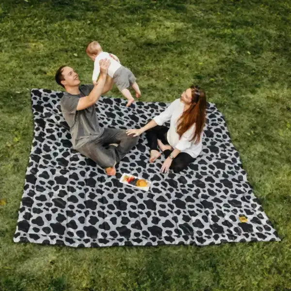 Big Blanket XL Outdoorsy™ Blanket — Dairy Delight