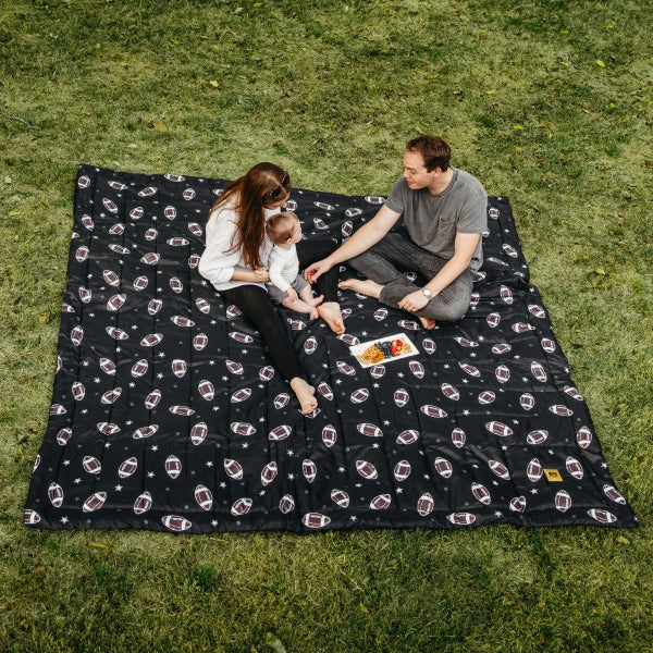 XL Outdoorsy™ Blanket