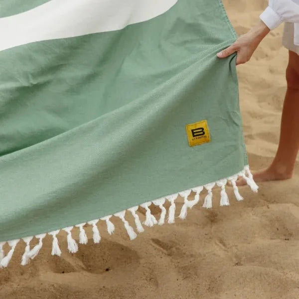 Big Blanket Big Beachy™ Blanket — Outdoor sand-resistant