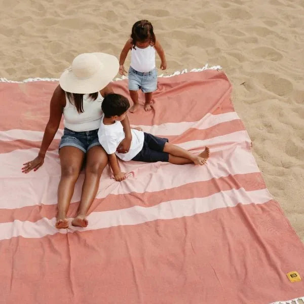 Big Blanket Big Beachy™ Blanket — Outdoor sand-resistant