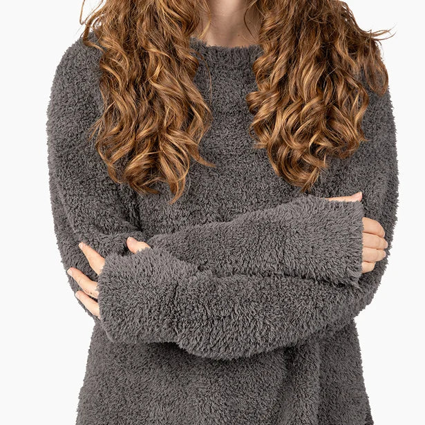 Pullover detail